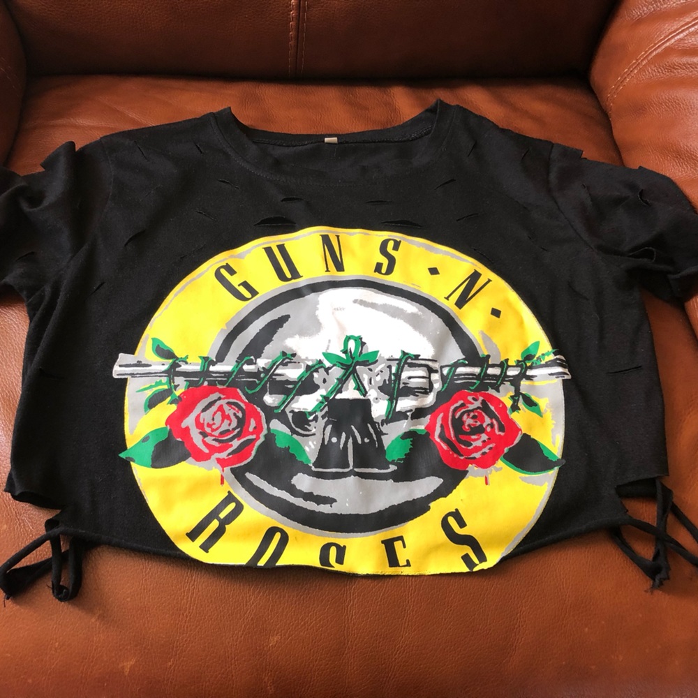 Guns N Roses distressed crop top Xs/S worn twice! Feel free to make an offer! :)